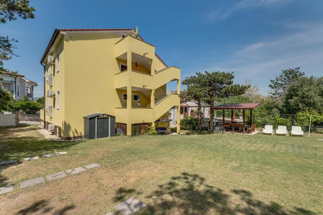 Apartments With A Parking Space Baska, Krk - 13907 Esterno foto